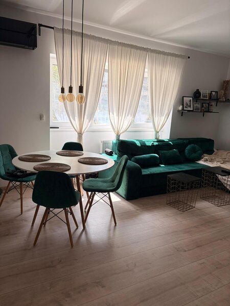 Drumul Taberei, 3 camere complexul GranVia Park, 74 mp + 49 mp terasa